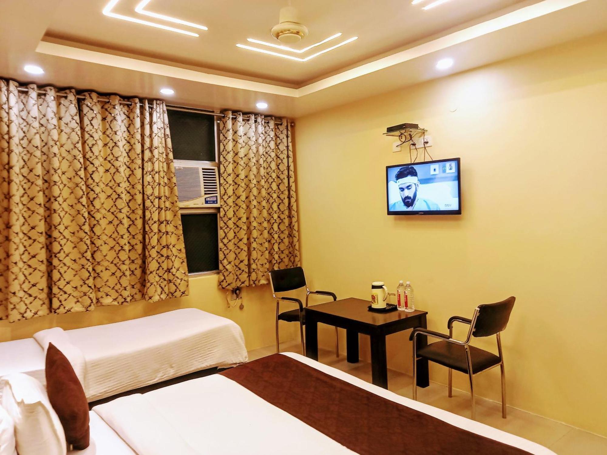 Hotel Nexus L Hotels In Charbagh Lucknow Exterior foto